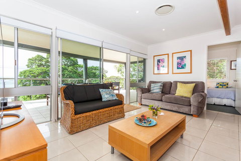 Seychelles Up - Darwin Holiday 9