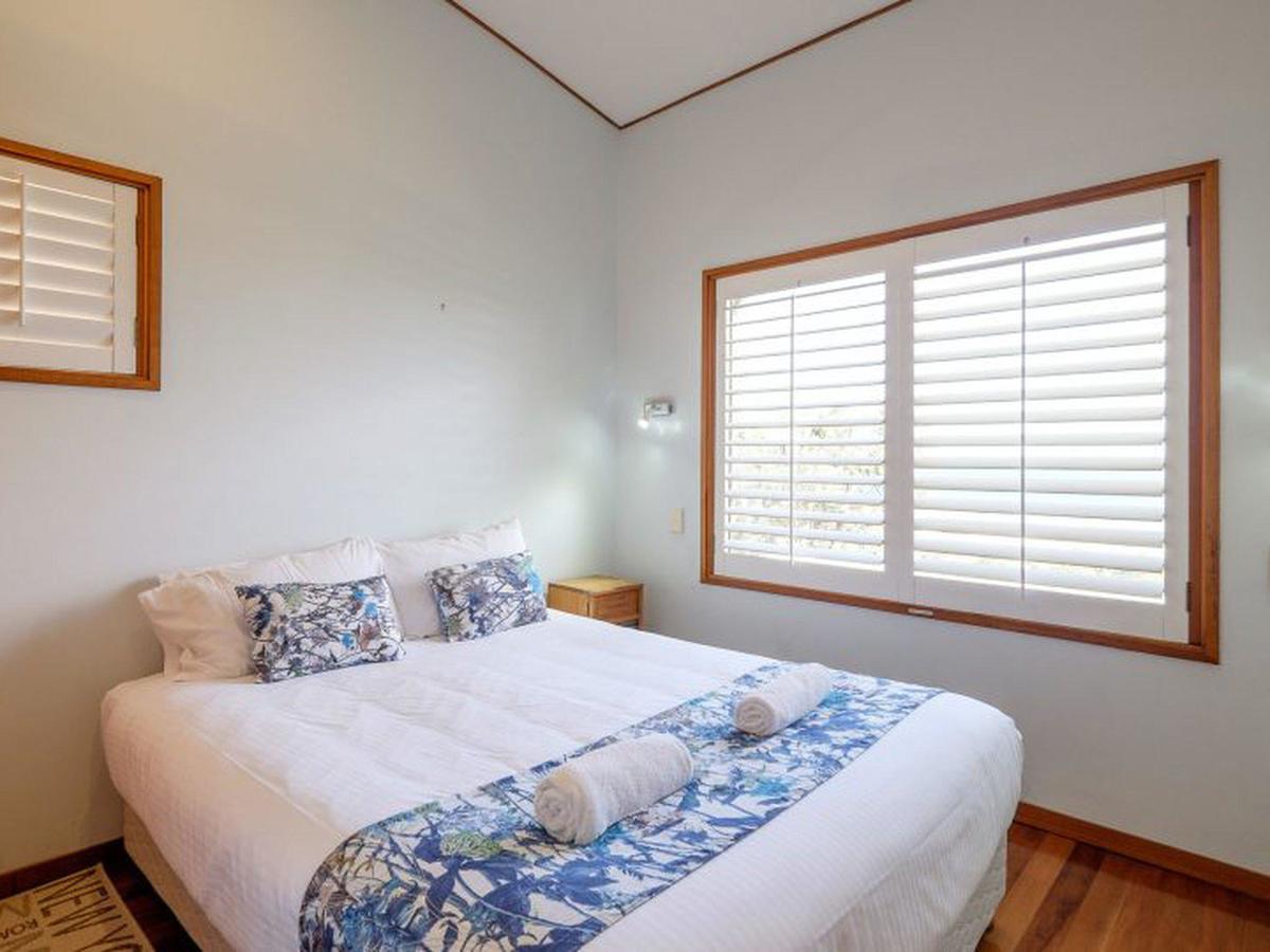 North Stradbroke Island QLD Darwin Holiday