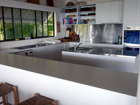 Annie's White House - Darwin Holiday 11