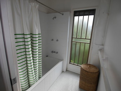 Annie's White House - Darwin Holiday 32