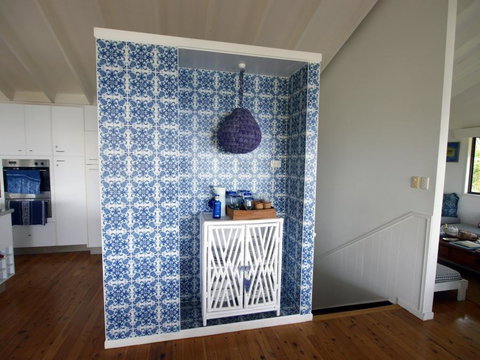 Annie's White House - Darwin Holiday 1