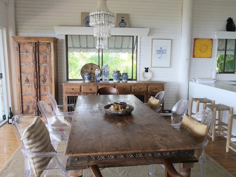 Annie's White House - Darwin Holiday 3