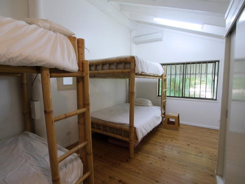 Annie's White House - Darwin Holiday 34