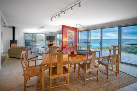 Porky Beach Retreat - King Island Escapes - Darwin Holiday 20