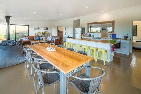 Sawyers Bay Shacks - Darwin Holiday 2