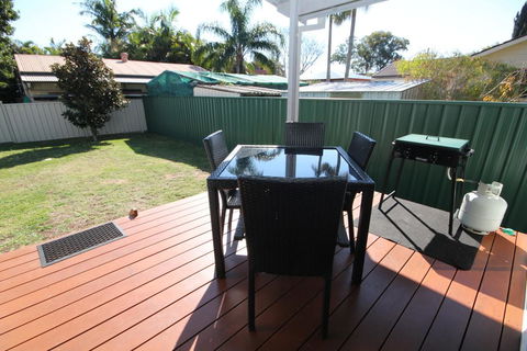 'AFRAME Tarcoola Cottage' 29 The Parade, North Haven - Darwin Holiday 0