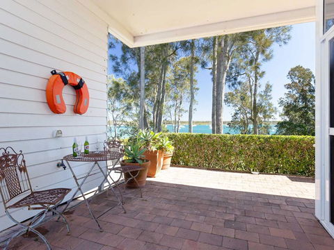'Corlette Waterfront', 2/44 Danalene Parade - Waterfront Luxury, WIFI, Aircon, Boat Parking - Darwin Holiday 3
