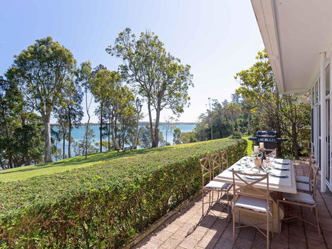 'Corlette Waterfront', 2/44 Danalene Parade - Waterfront Luxury, WIFI, Aircon, Boat Parking - Darwin Holiday 2