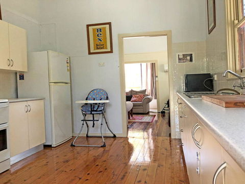 'Daves Place', 27 Rigney St - Holiday House With WIFI, Aircon & Boat Parking - Darwin Holiday 2