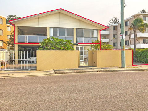 'Mooring Two Upstairs', 23 Shoal Bay Rd - Stunning Views, WIFI, Air Conditioning And Boat Parking - Darwin Holiday 0