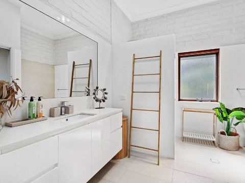 'Nunkeri', 5 Kerrie Close - Stunning House With Fabulous Views, Linen, WIFI & Air Conditioning - Darwin Holiday 3