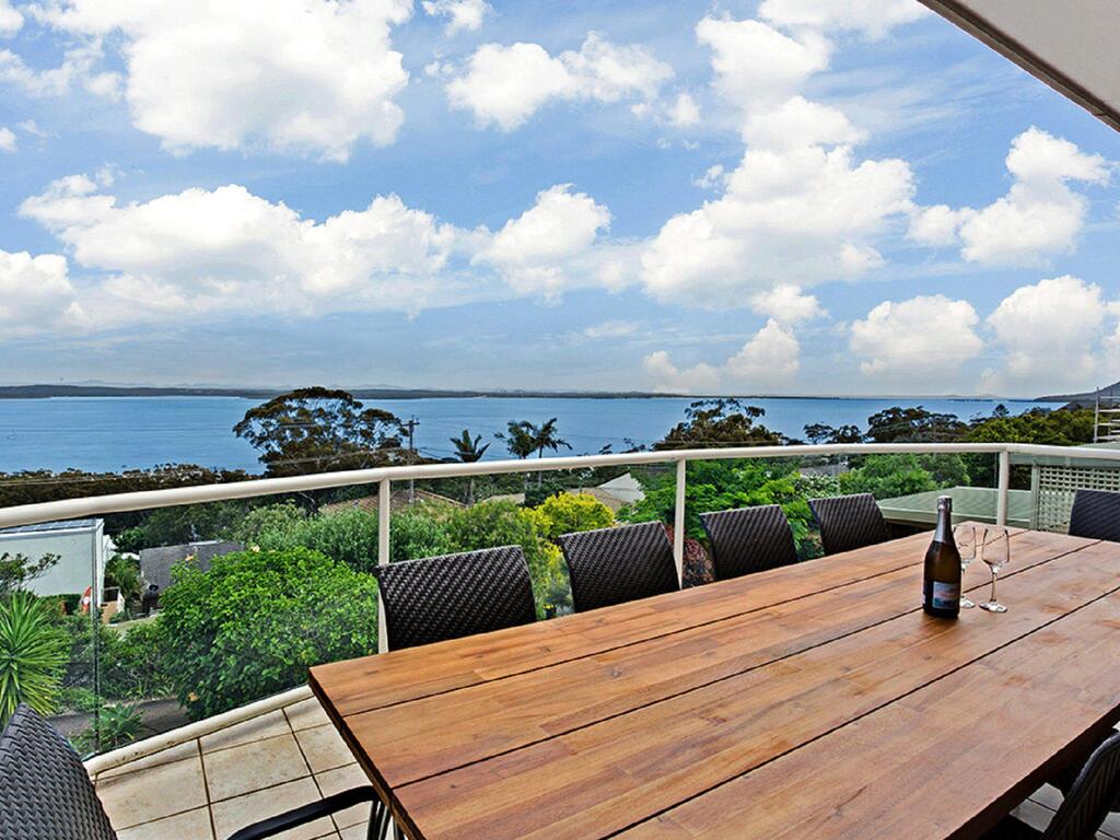  Darwin Holiday