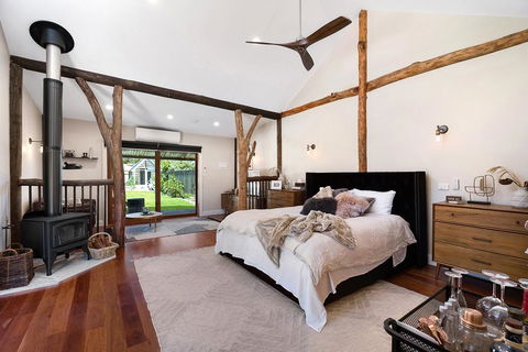 'The Coach House' At Lochiel - Darwin Holiday 1