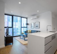  HollywoodDream2Bd2Bth lv38 Free tram Mel CBD - Darwin Holiday