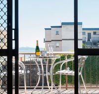 1 'BAHIA' 47 RONALD AVE - GREAT LOCATION WITH FILTERED WATER VIEWS - Darwin Holiday