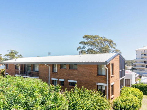 1 'BAHIA', 47 RONALD AVE - GREAT LOCATION WITH FILTERED WATER VIEWS - Darwin Holiday 1
