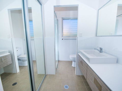 1 'Florida', 5 Lillian Street - 2 Min Walk To Beach, Shops & Restaurants - Darwin Holiday 1