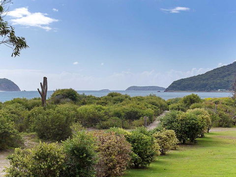 1 'Intrepid', 3 Intrepid Close - Amazing Views Of Shoal Bay, Only 100m From The Beach - Darwin Holiday 2