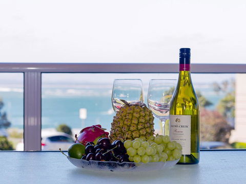 1 'Portofino' 7 Laman Street - Aircon & 1st Level Unit - Darwin Holiday 1