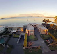 1 'Seaside Splendour' 137 Soldiers Point Road - beautiful unit on the waterfront - Darwin Holiday