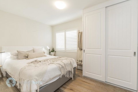 1 Bdrm Manly Beachside Apt With Parking - Darwin Holiday 2