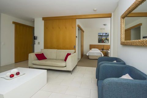 1 Bright Point Apartment 1502 - Darwin Holiday 2