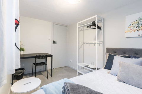 1 Double Quaint Grannyflat Private Room Near Public Transport - SHAREHOUSE - Darwin Holiday 1
