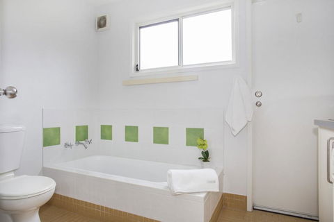 1/31 Ocean Street - A Relaxing Coastal Retreat - Darwin Holiday 1