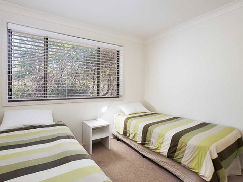 1/8 Christmas Bush Avenue - Three Bedroom Duplex Close To Dutchies Beach - Darwin Holiday 1