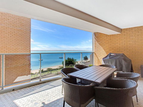 10 'Kiah' 53 Victoria Parade - Waterfront Views, AIRCON And Close To The Marina. - Darwin Holiday 2