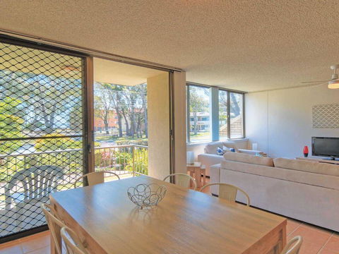 10 'Magnus Gardens' 7 Magnus Street - Air Conditioned & Walk To Town Centre - Darwin Holiday 3