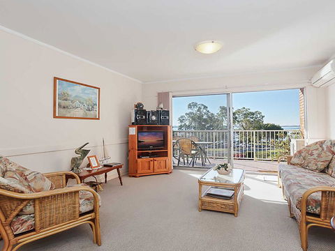 10 'Teramby Court' 104 Magnus Street - In Nelson Bay CBD With Water Views And WIFI - Darwin Holiday 2