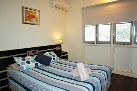 10 Tautog Street House And Unit - Separate Self-contained Unit - Darwin Holiday 3