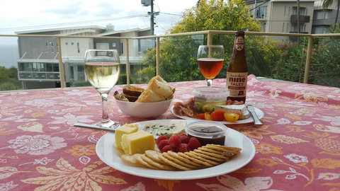 100 Cooloola Drive - Darwin Holiday 0