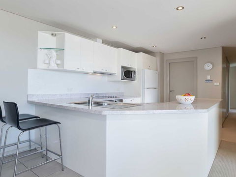 11 'Bayview Apartment' 42 Stockton Street - Right In The CBD Of Nelson Bay With Water Views - Darwin Holiday 2