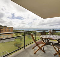 11 'Promenade' 8 Intrepid Close - air conditioned unit with beautiful water views - Darwin Holiday
