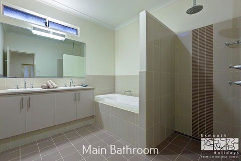 11 Kestrel Place - PRIVATE JETTY - Darwin Holiday 2