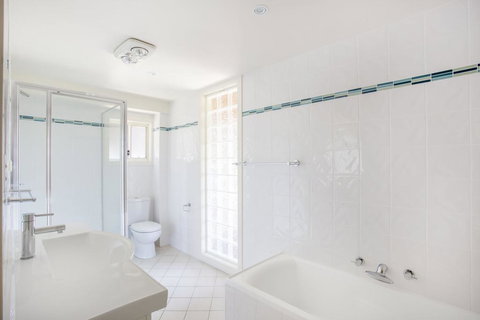 11 Riley St - Stylishly Modern - Darwin Holiday 1