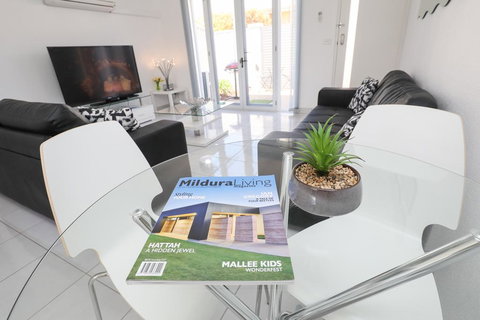 Owner Manager - Darwin Holiday 3