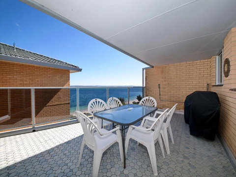 12 'Kiah', 53 Victoria Pde - Panoramic Water Views In The Heart Of Nelson Bay - Darwin Holiday 2