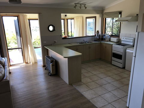 121 Montague Avenue, Kianga - Darwin Holiday 3