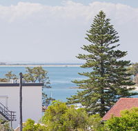 13 'Cote D'Azur' 61 Donald Street - Lovely unit with air con pool lift and WiFi - Darwin Holiday
