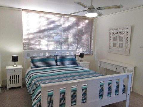 13 'Harbourside', 3-7 Soldiers Point Road - Fantastic Waterfront Unit - Darwin Holiday 1