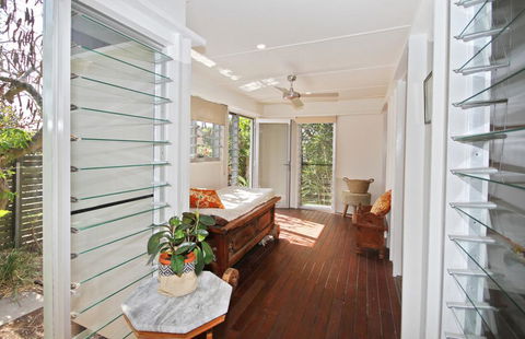 13 Ann Street, Coolum Beach, Pet Friendly, Linen Included - Darwin Holiday 1