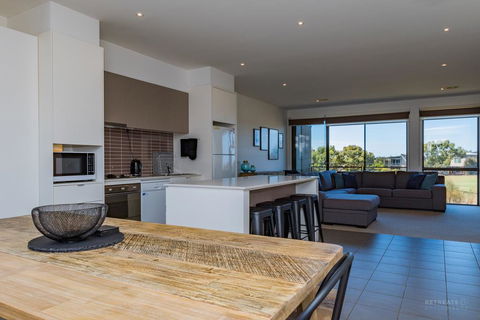 13 Shore Place - Darwin Holiday 2