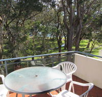 13' Mistral Court' 17 Mistral Close - walk across to Little Beach - Darwin Holiday