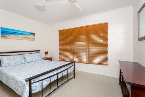 14 Double Island Drive - Rainbow Beach, Large Holiday House With Pool,Pets Welcome, Free Wi-Fi - Darwin Holiday 1