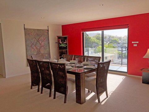 15 Dolphin Cove, 2 - 6 Government Rd - Stunning Penthouse With Views, Lift & Ducted Air Conditioning - Darwin Holiday 2