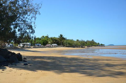 15 Robert Johnstone Parade - Darwin Holiday 1