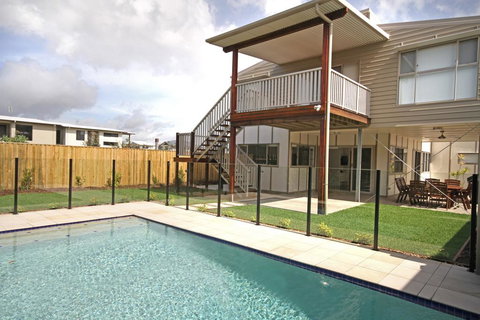 15 Wave Crescent Mount Coolum - Pet Friendly, WIFI, Foxtel, Linen Included - Darwin Holiday 1